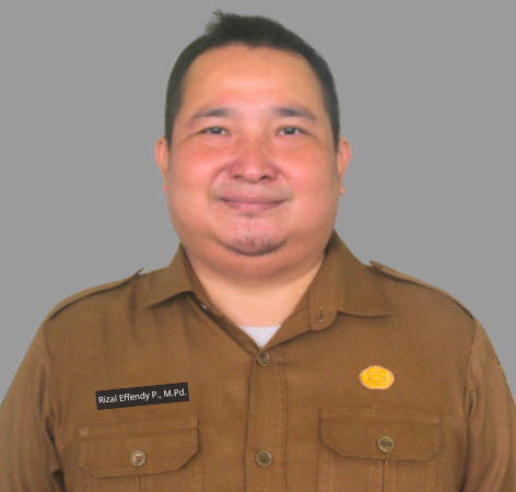Rizal Effendy Panga, M.Pd.