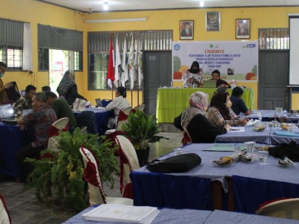 LOKAKARYA Penyusunan Alur Tujuan Pembelajaran