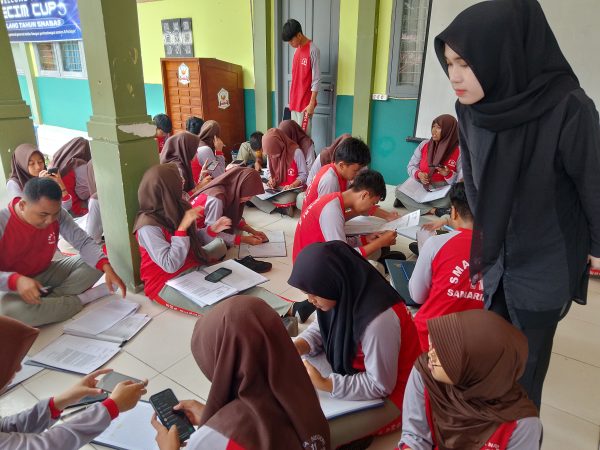 TIM BK SMAN 11 SAMARINDA MEMBERIKAN PENDAMPINGAN KHUSUS BAGI SISWA ELIGIBLE DALAM SELEKSI NASIONAL PERGURUAN TINGGI NEGERI