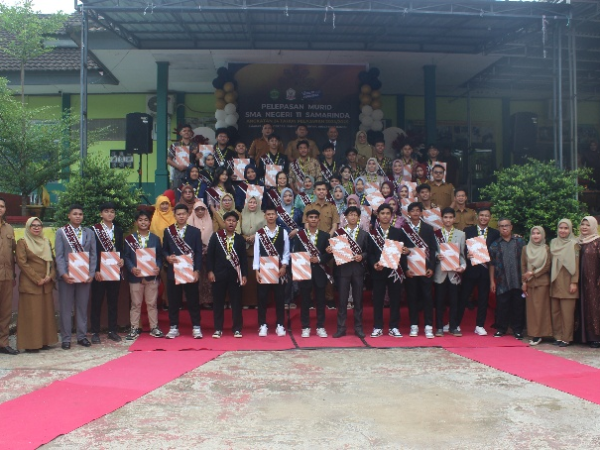 PELEPASAAN MURID SMA NEGERI 11 SAMARINDA