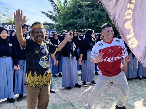 SCHOOL VISIT FUTSAL SERIES KOTA SAMARINDA DI SMAN 11 SAMARINDA