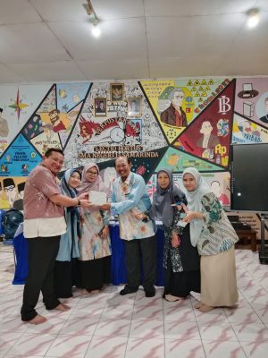 HARI KEEMPAT DAN PENUTUPAN KEGIATAN DISEMINASI DAN PENYUSUNAN PERANGKAT AJAR DENGAN PENDEKATAN DEEP LEARNING DI SMA NEGERI 11 SAMARINDA HARI KEEMPAT DAN PENUTUPAN KEGIATAN DISEMINASI DAN PENYUSUNAN PERANGKAT AJAR DENGAN PENDEKATAN DEEP LEARNING DI SMA NEGERI 11 SAMARINDA