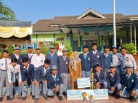 TIM FUTSAL SMA NEGERI 11 SAMARINDA JUARA DALAM TURNAMENT FUTSAL ASISI FAIR KE-III TINGKAT SMA-SMK SEKOTA SAMARINDA